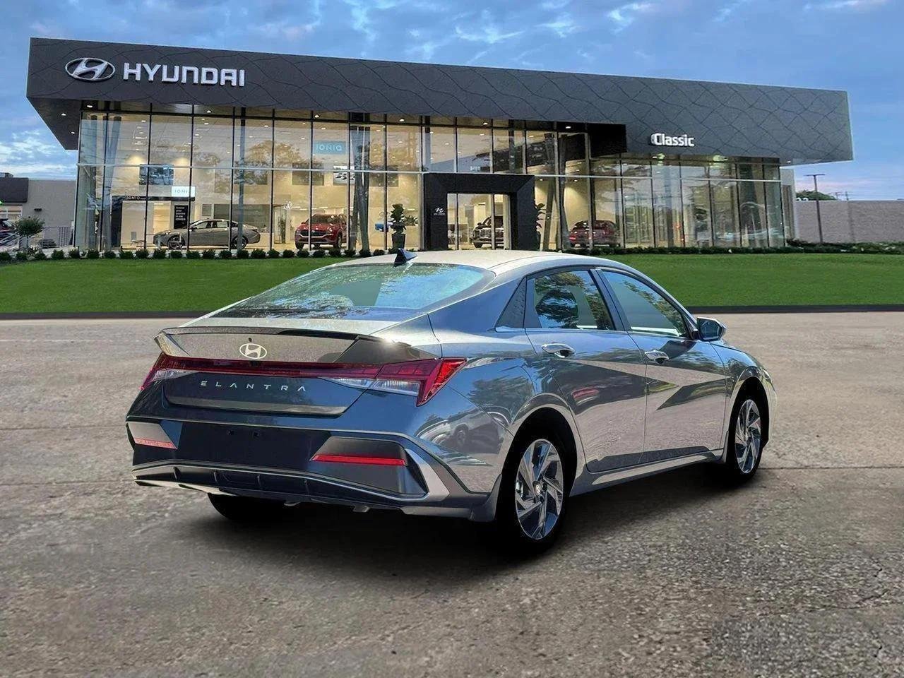New 2026 Amazon Gray Pearl Hyundai SEL Sport Premium image 7