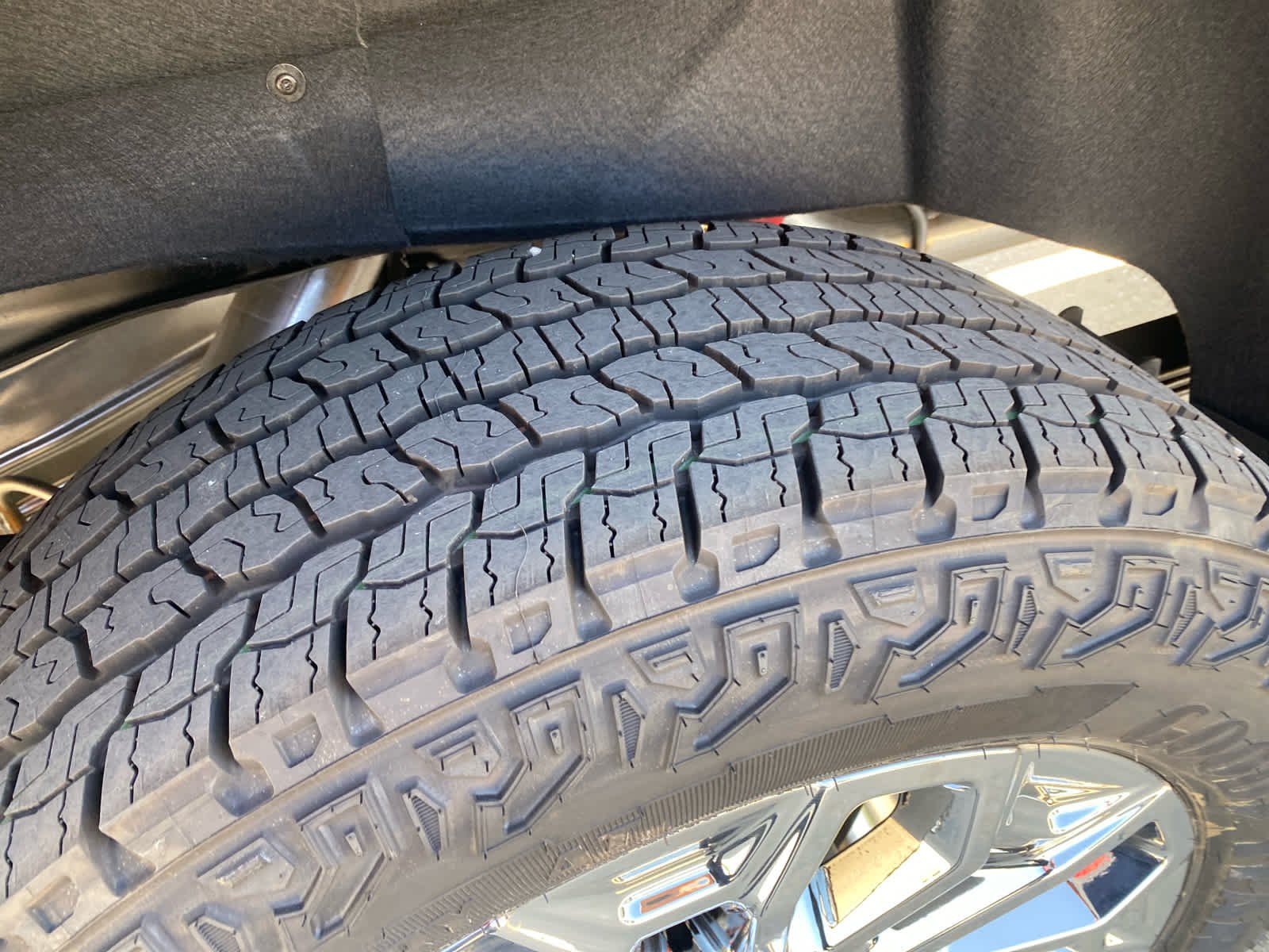 2026 GMC Sierra 2500HD Denali - Photo 28