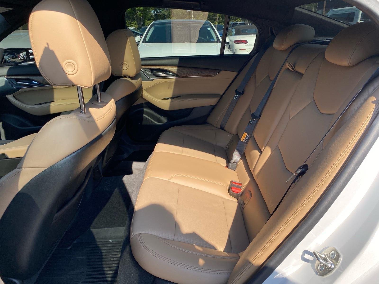 Used 2025 Crystal White Tricoat Cadillac Premium Luxury image 20