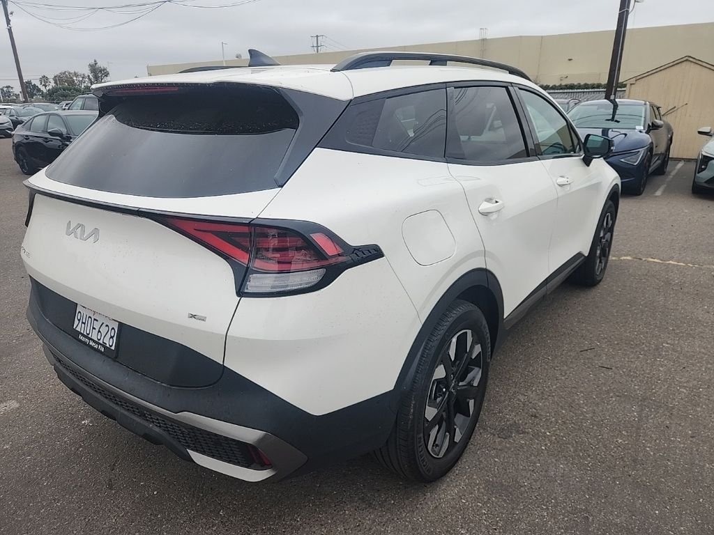 Used 2023 White Kia X-Line Prestige image 13