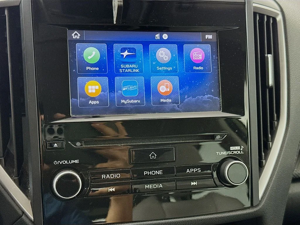 Used 2019 Green Subaru Premium image 17