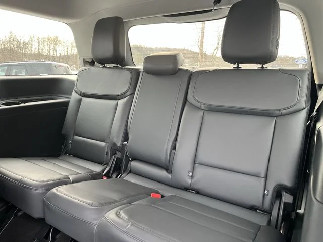 New 2026 Dark Matter Gray Metallic Ford Active image 55