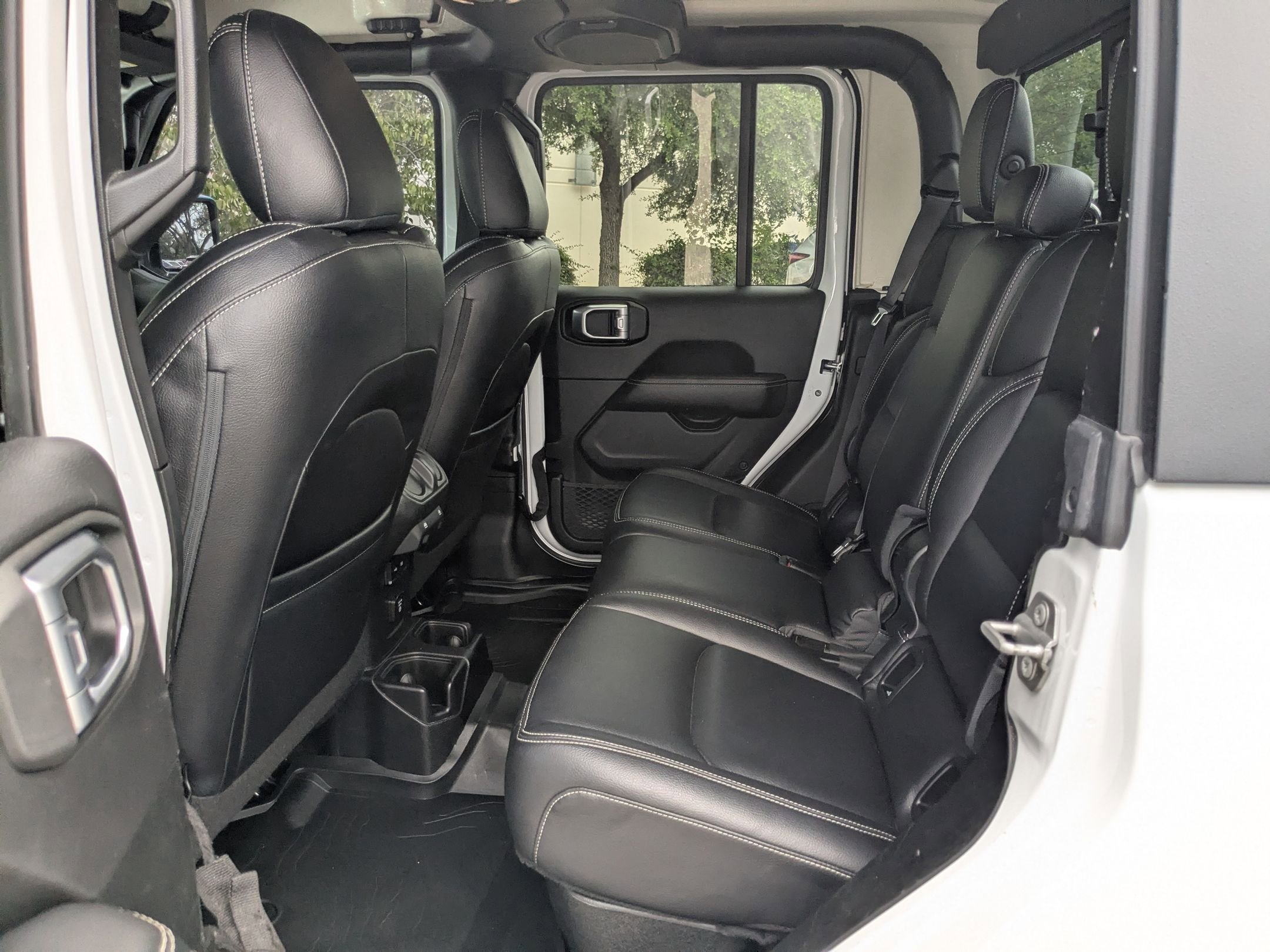 Used 2020 Bright White Clearcoat Jeep Overland image 22