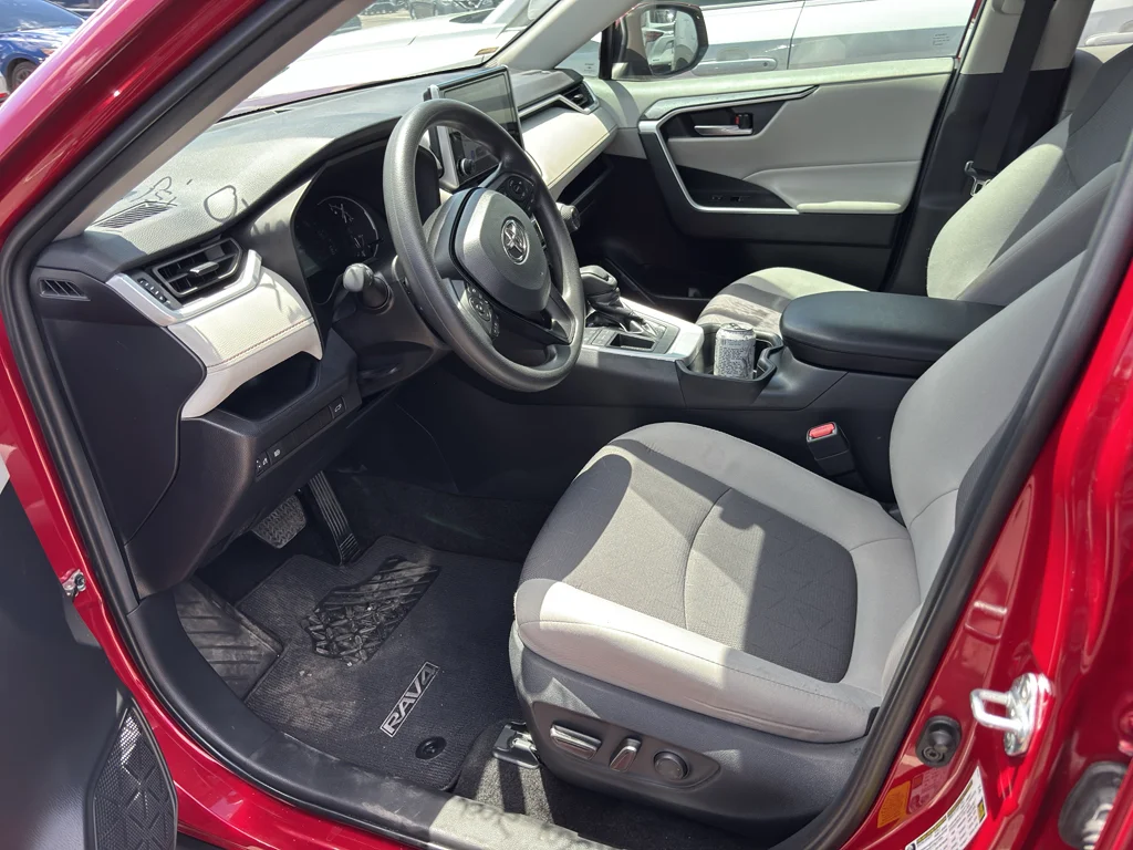 Used 2024 Ruby Flare Pearl Toyota XLE image 8