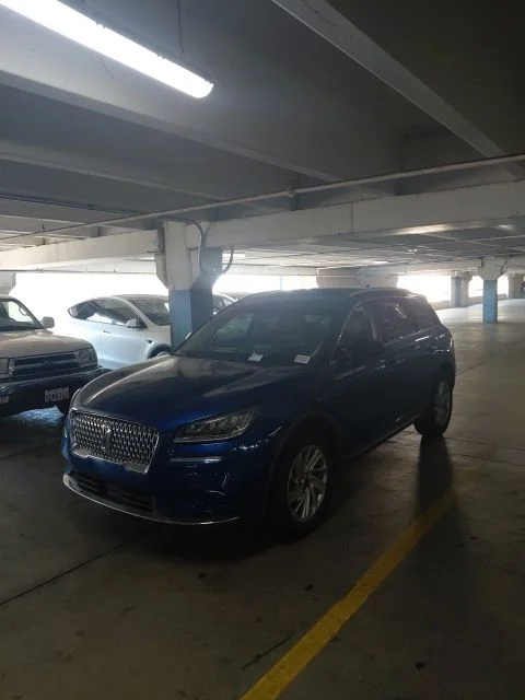 Used 2020 Blue Lincoln Standard image 2