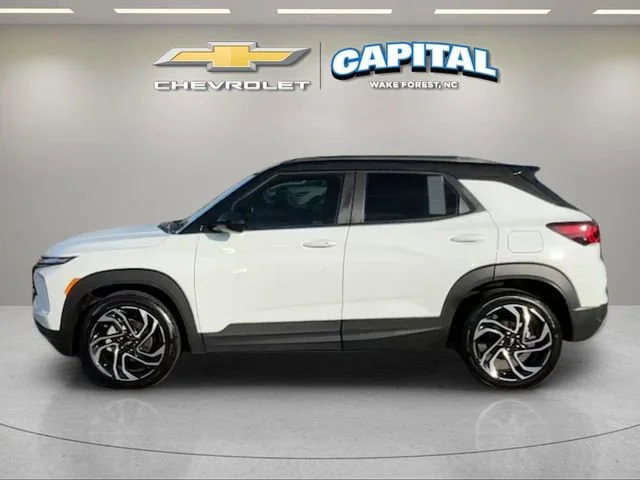 Used 2024 Summit White Chevrolet RS image 4