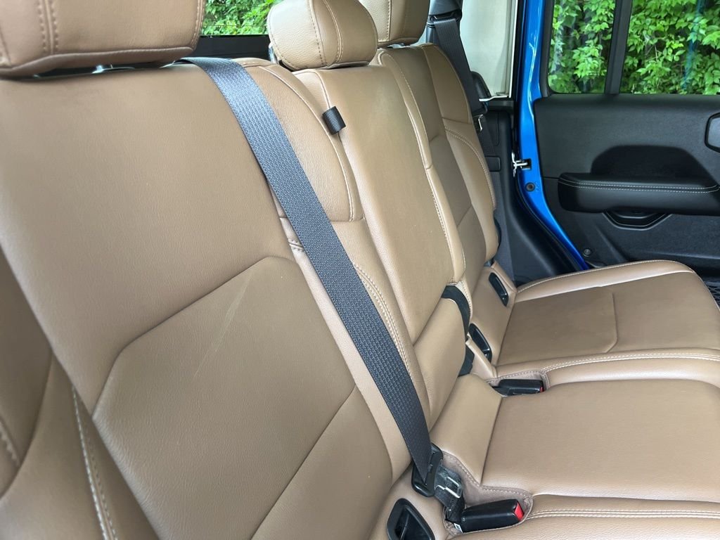 Used 2023 Blue Pearl Jeep Rubicon image 44