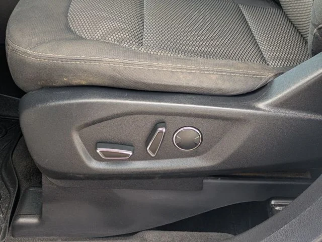 Used 2018 White Ford XLT image 15
