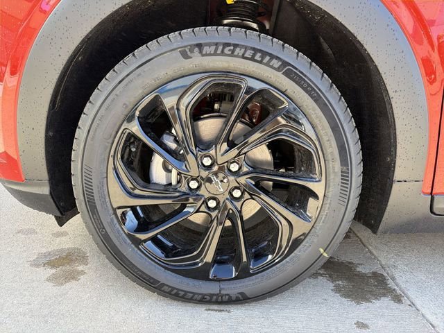 2027 Chevrolet Bolt RS - Photo 11