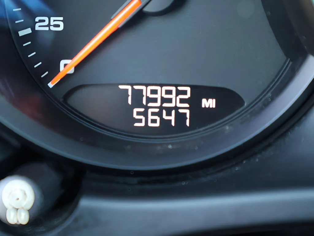 Used 2018  Porsche Base image 35