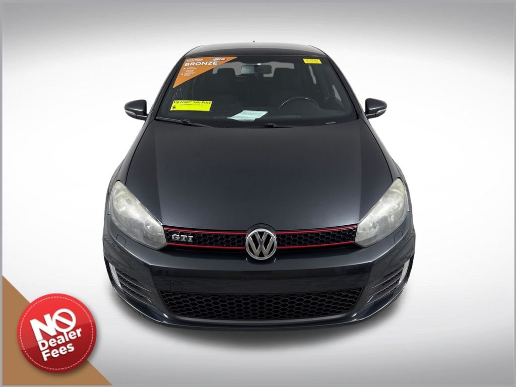 Used 2013 Black Volkswagen Base image 9