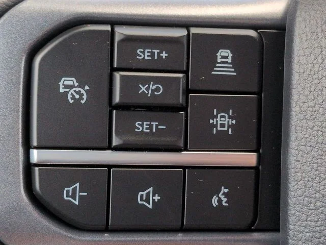 Used 2026 Gray Ford XLT image 28