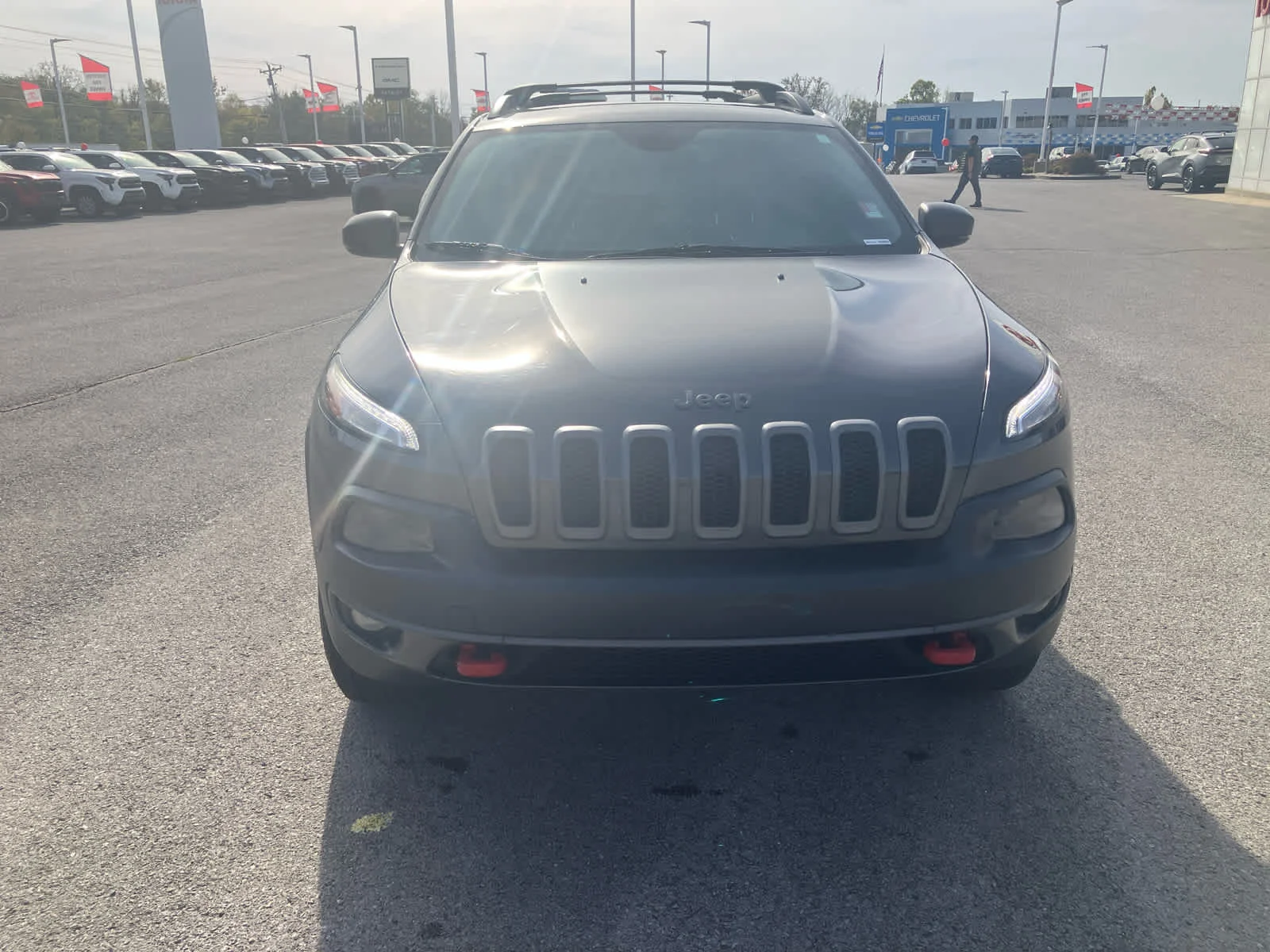 Used 2015 Granite Crystal Metallic Clearcoat Jeep Trailhawk image 2