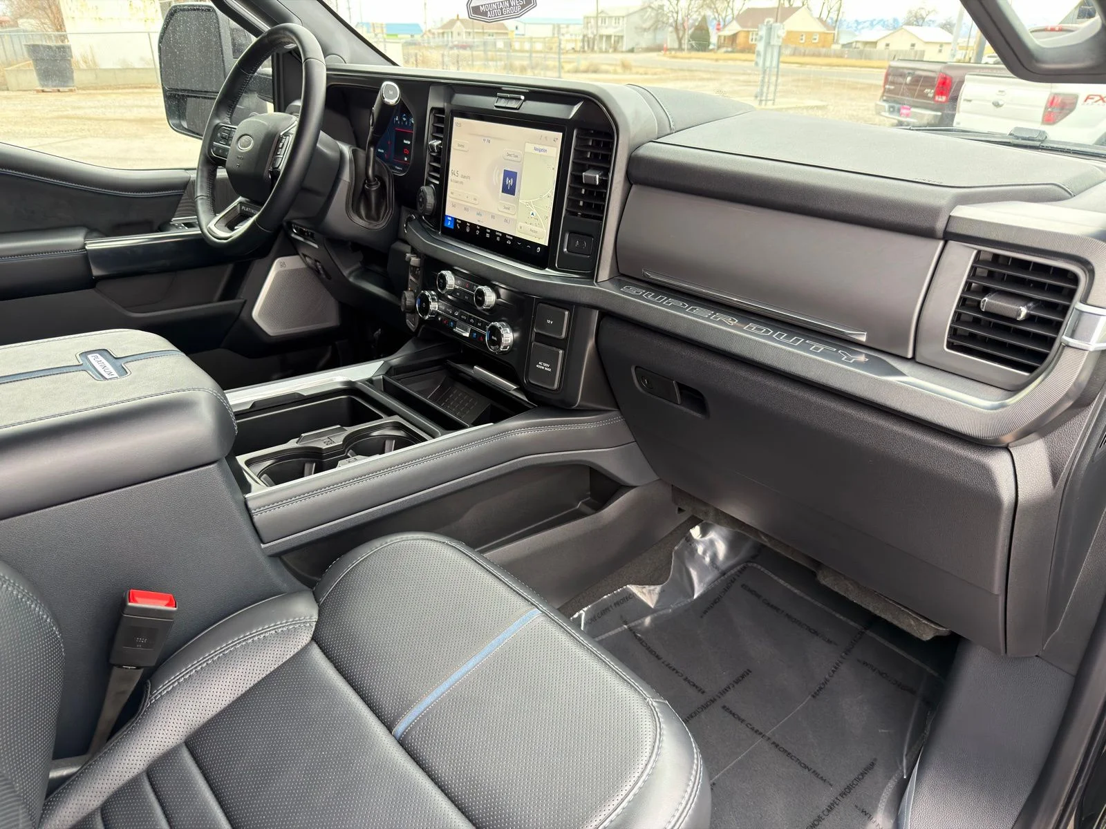 Used 2025 Black Ford Platinum image 38