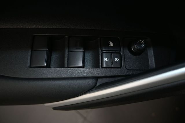 New 2026 Wind Chill Pearl Toyota L image 10