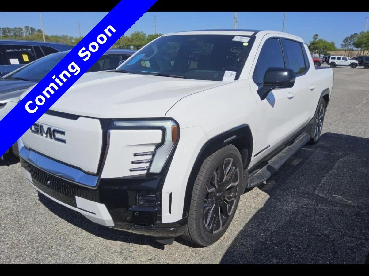 2025 GMC Sierra Denali Max Range Crew Cab e4WD's photo