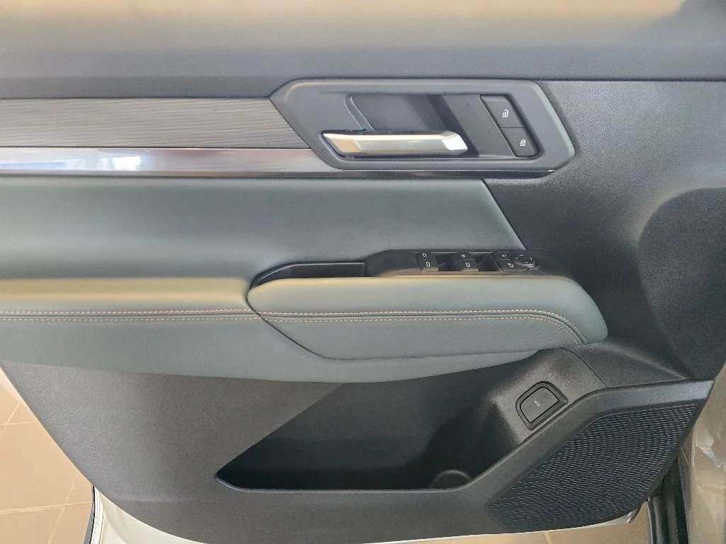 2026 GMC Terrain AT4 - Photo 8