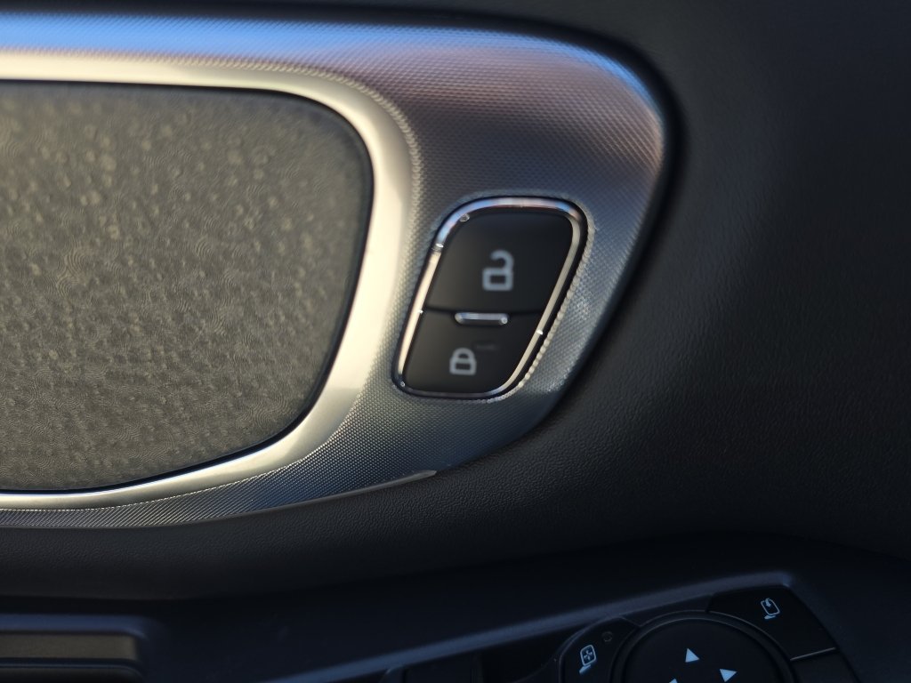 New 2027 Marsh Gray Ford Tremor® image 13
