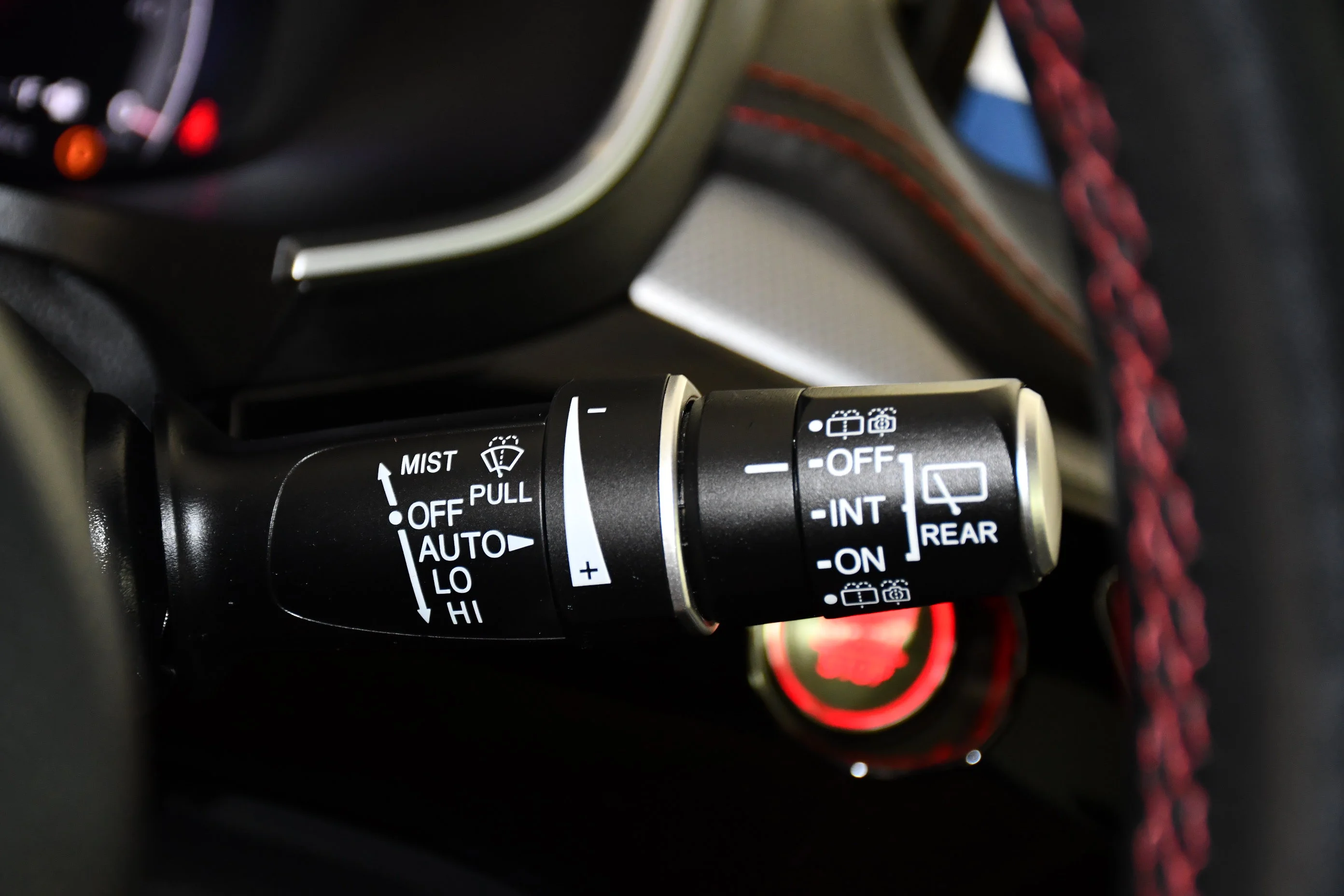 Used 2023 Performance Red Pearl Acura w/A-Spec Package image 25