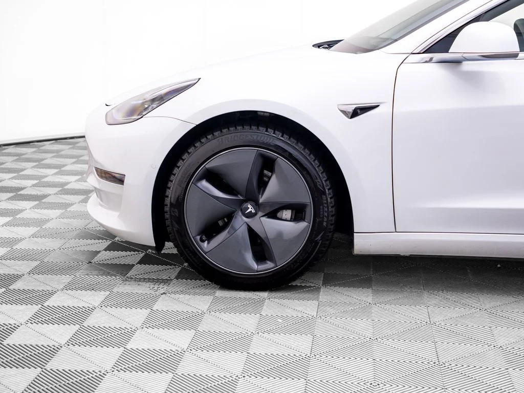 Used 2020 White Tesla Long Range image 39