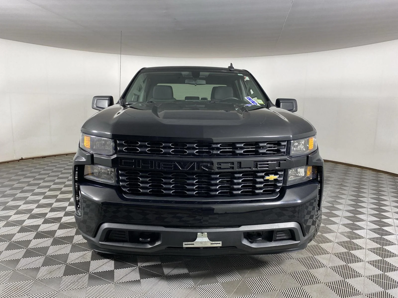 Used 2022 Black Chevrolet Custom image 11
