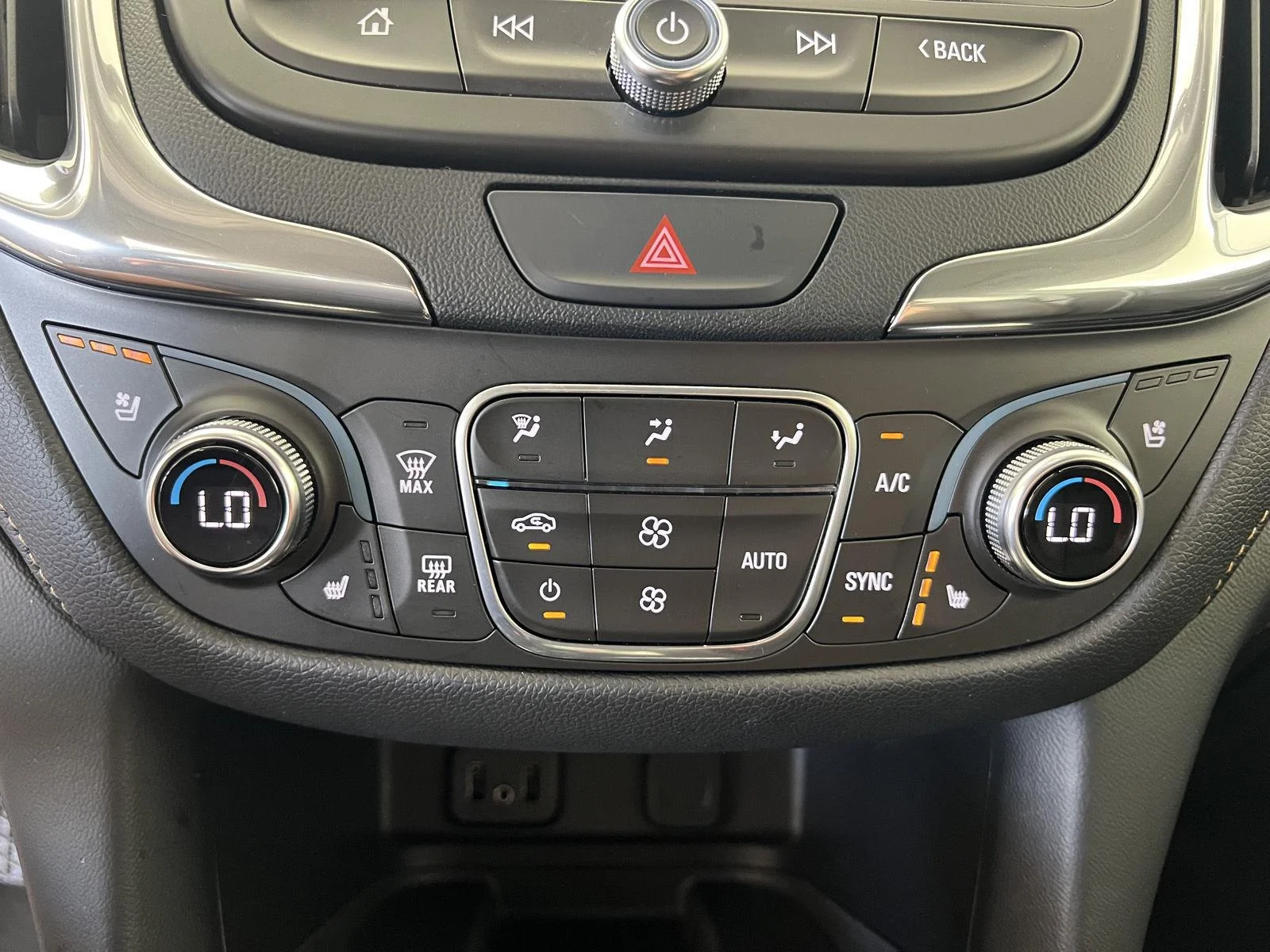 Used 2018 CAJUN RED TINTCOAT Chevrolet Premier image 16