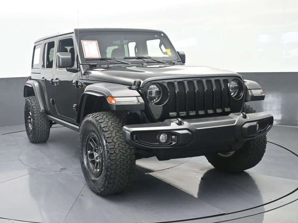 Used 2022 Black Clearcoat Jeep Unlimited Sport image 9