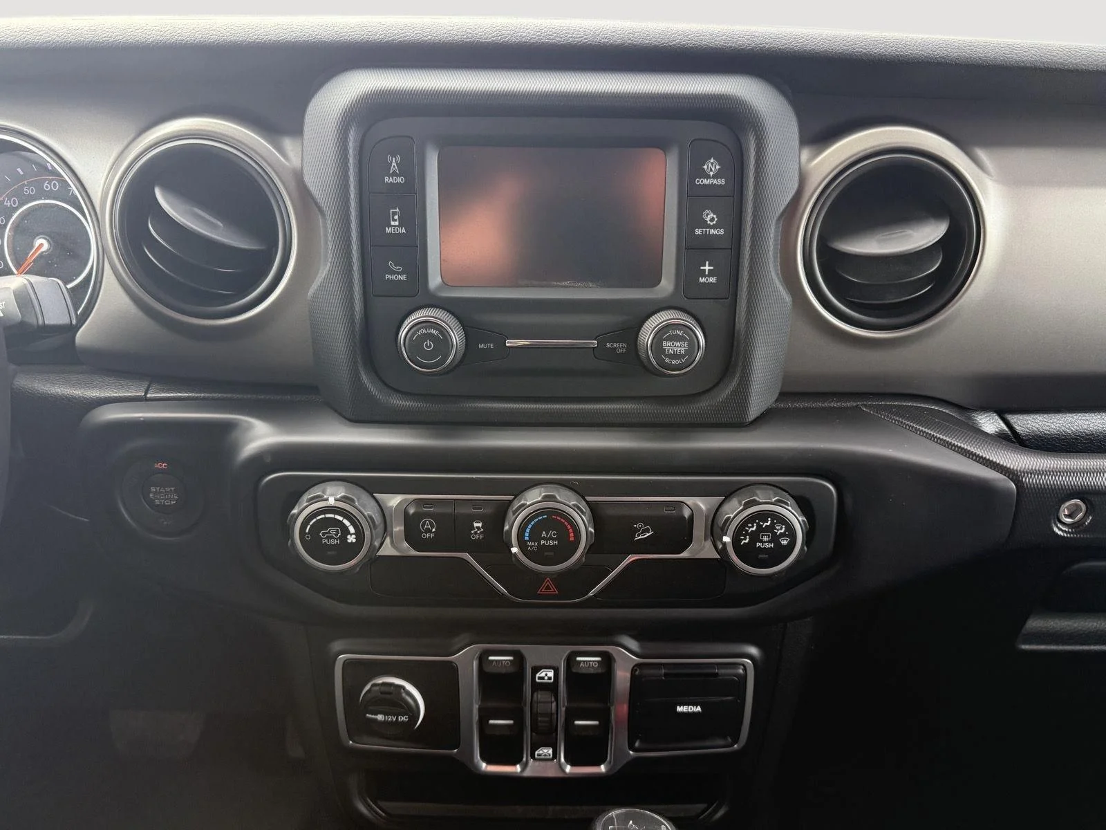 Used 2018 Black Clearcoat Jeep Sport S image 21