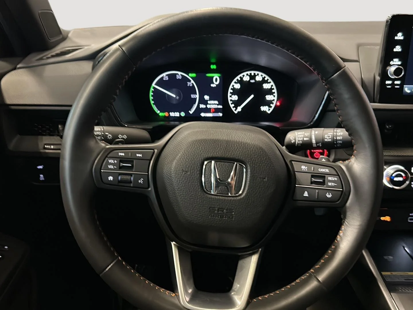 Used 2024 Urban Gray Pearl Honda Sport-L image 31