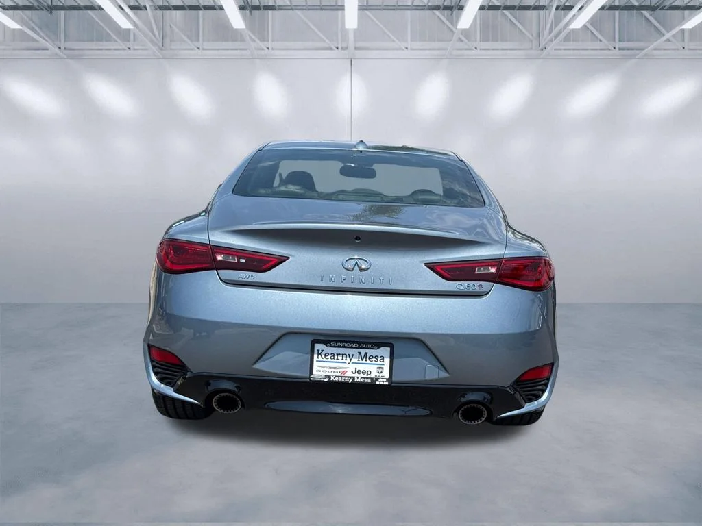 Used 2017 Blue INFINITI Red Sport 400 image 5