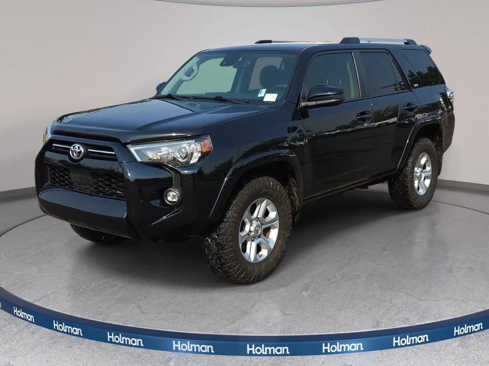 Used 2021 Midnight Black Metallic Toyota SR5 image 1