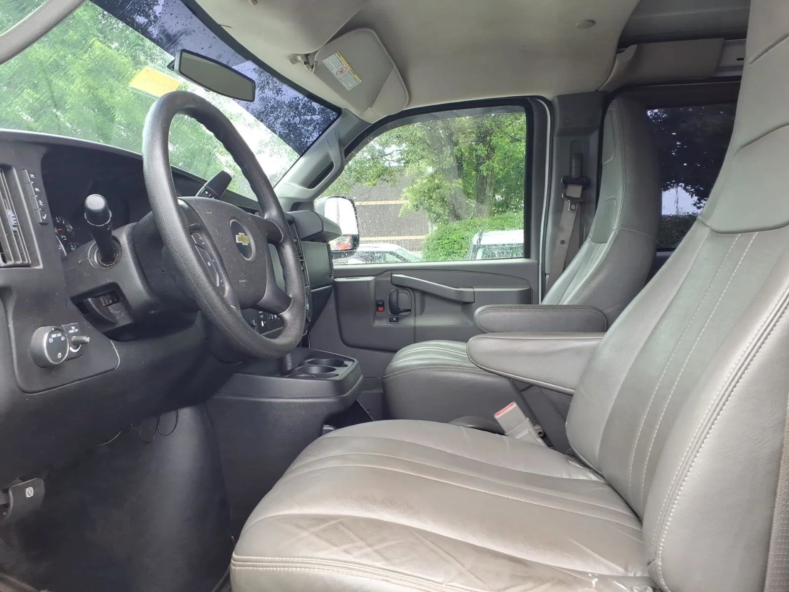 Used 2016 Summit White Chevrolet Paratransit image 25