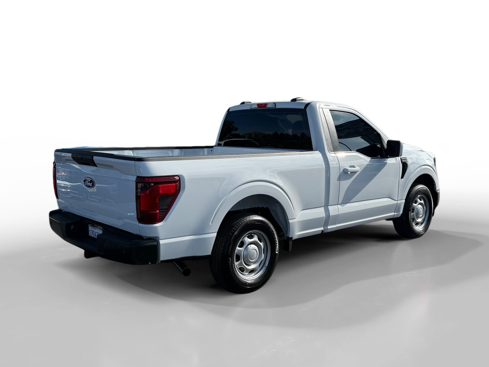 Certified Used 2026 Oxford White Ford XL image 5