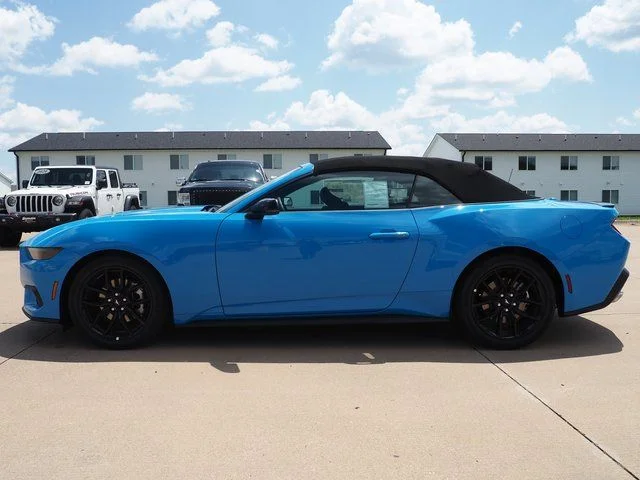 2025 Ford Mustang EcoBoost Premium Convertible - Photo 59