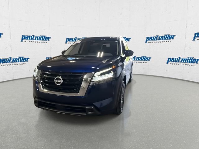 2025 Nissan Pathfinder SV - Photo 4