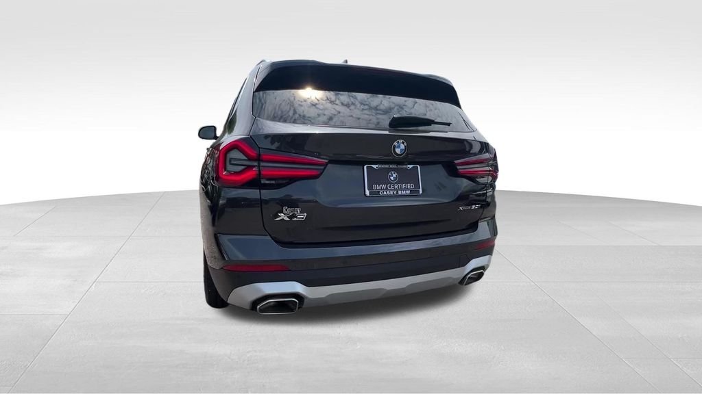 Used 2024 Gray BMW xDrive30i image 25