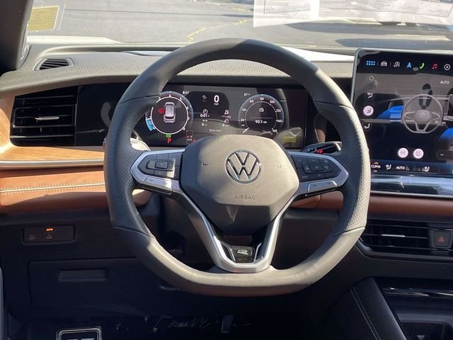 New 2026 White Volkswagen 2.0T SEL R-Line Turbo image 13