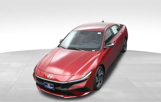 Certified Used 2025 Red Hyundai SEL Sport image 24