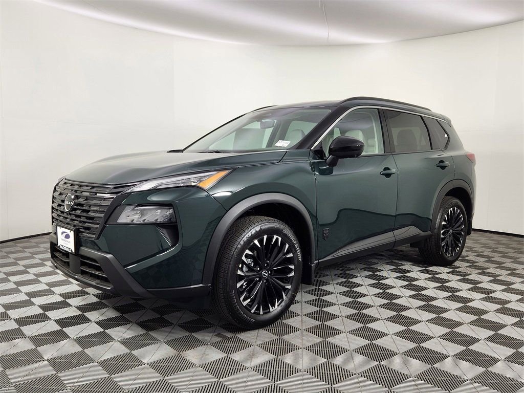 2026 Nissan Rogue Dark Armor AWD's photo