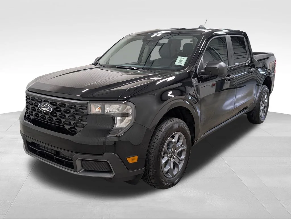 New 2026 Shadow Black Ford XLT image 15