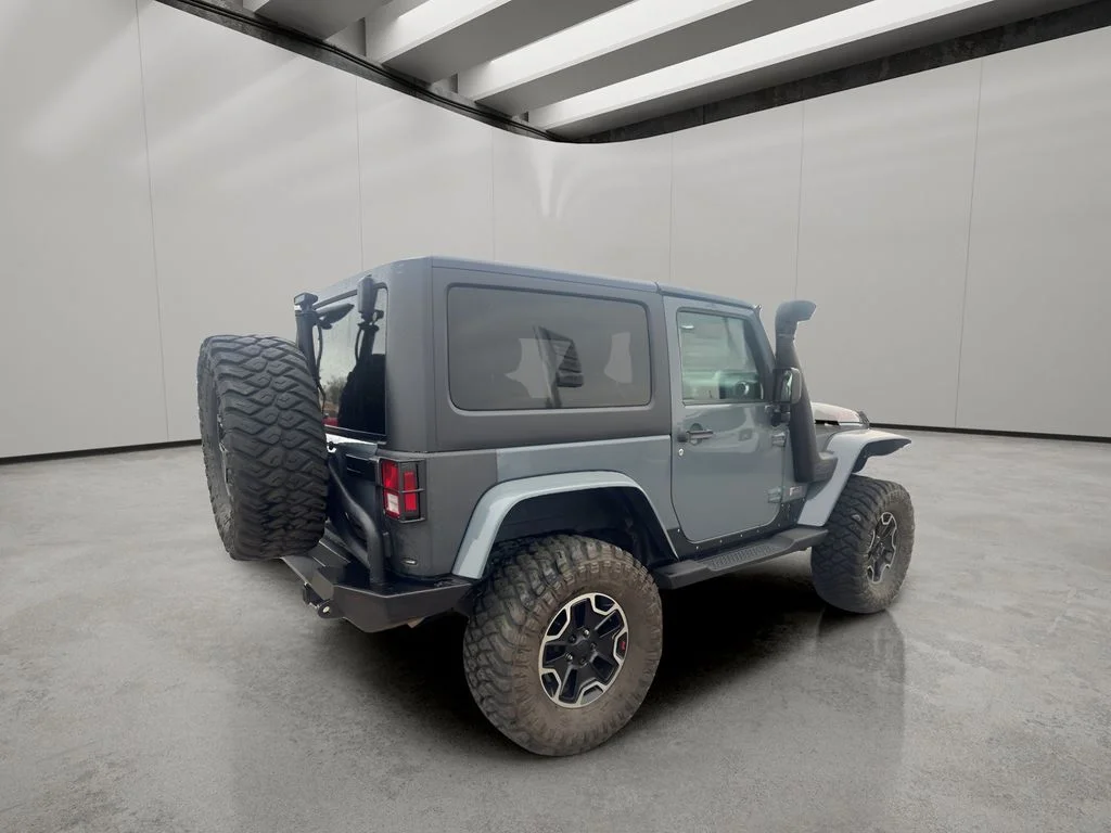 Used 2013  Jeep Rubicon 10th Anniversary image 10
