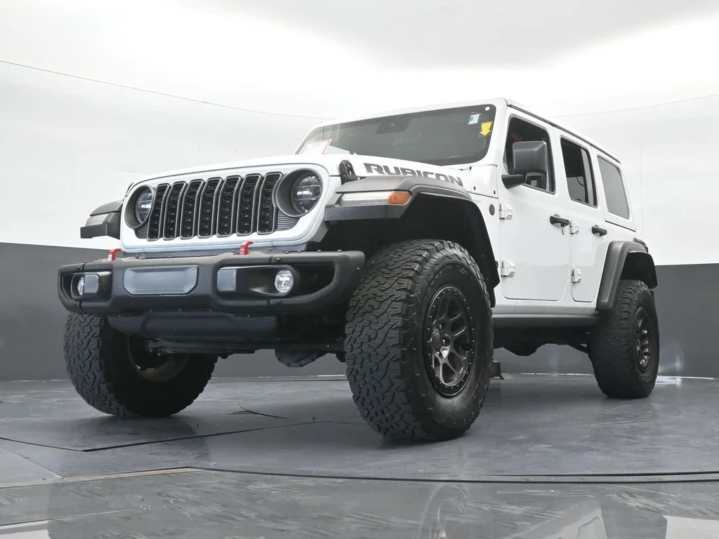 Used 2022 Bright White Clearcoat Jeep Unlimited Rubicon image 58
