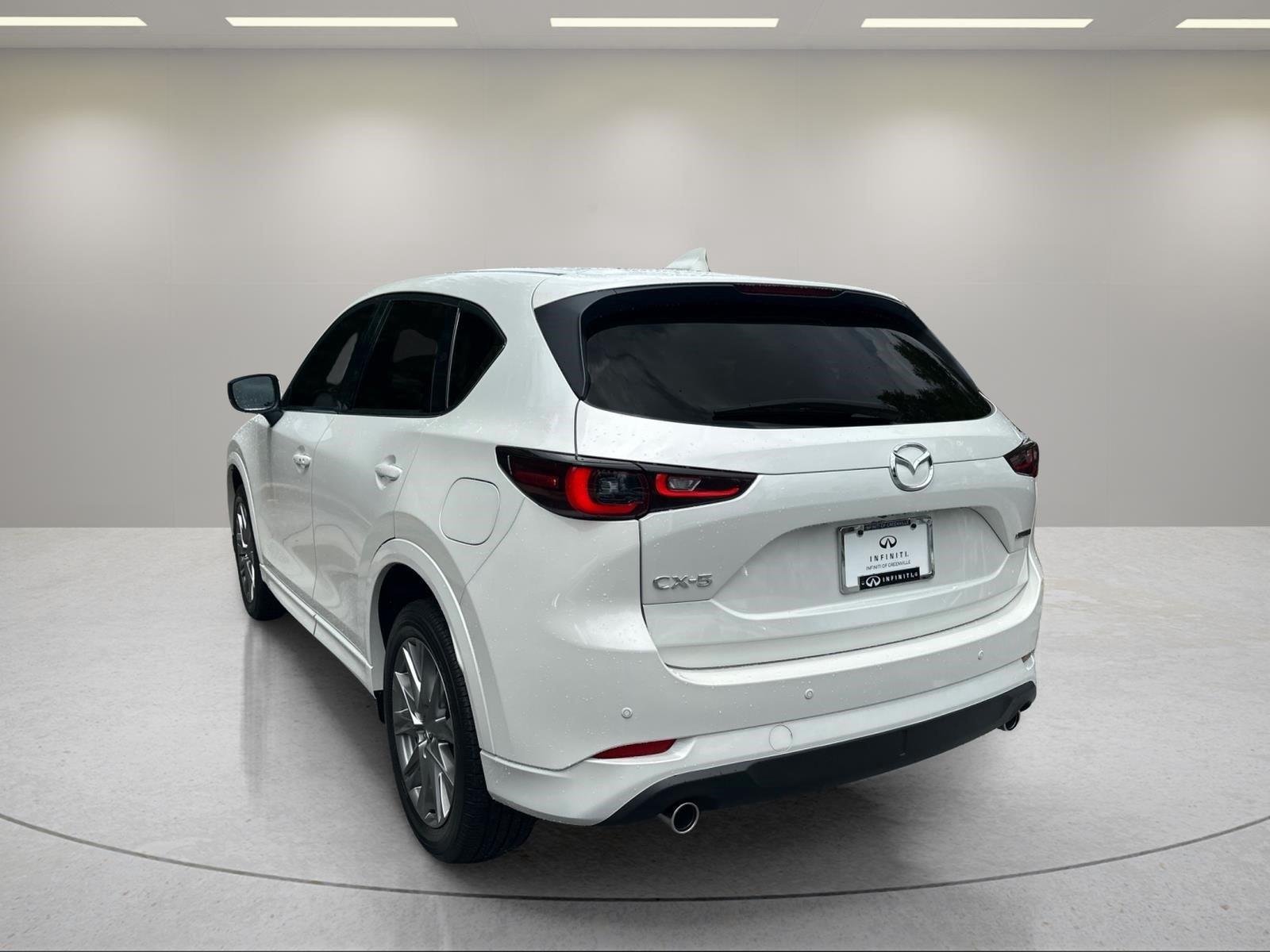 Used 2025 Rhodium White Metallic Mazda 2.5 S Premium Plus Package image 3