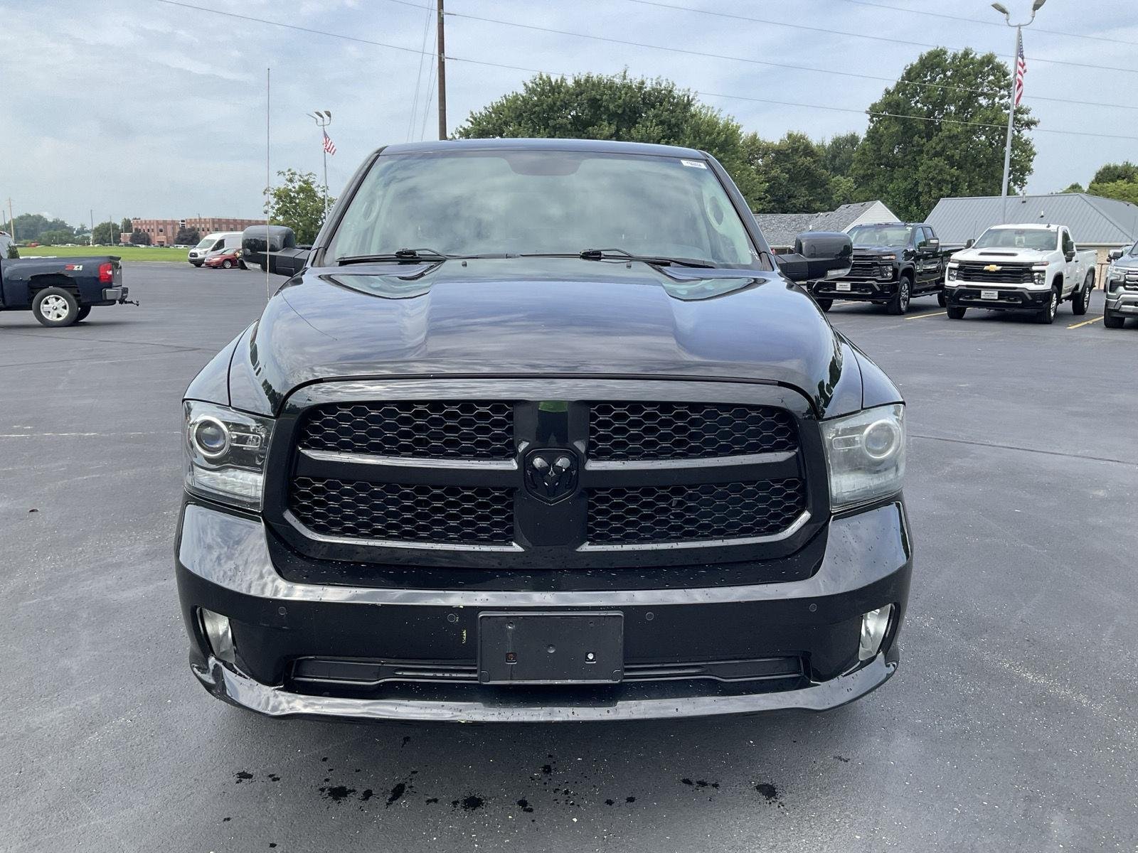 Used 2018 Brilliant Black Crystal Pearlcoat Ram Night image 2