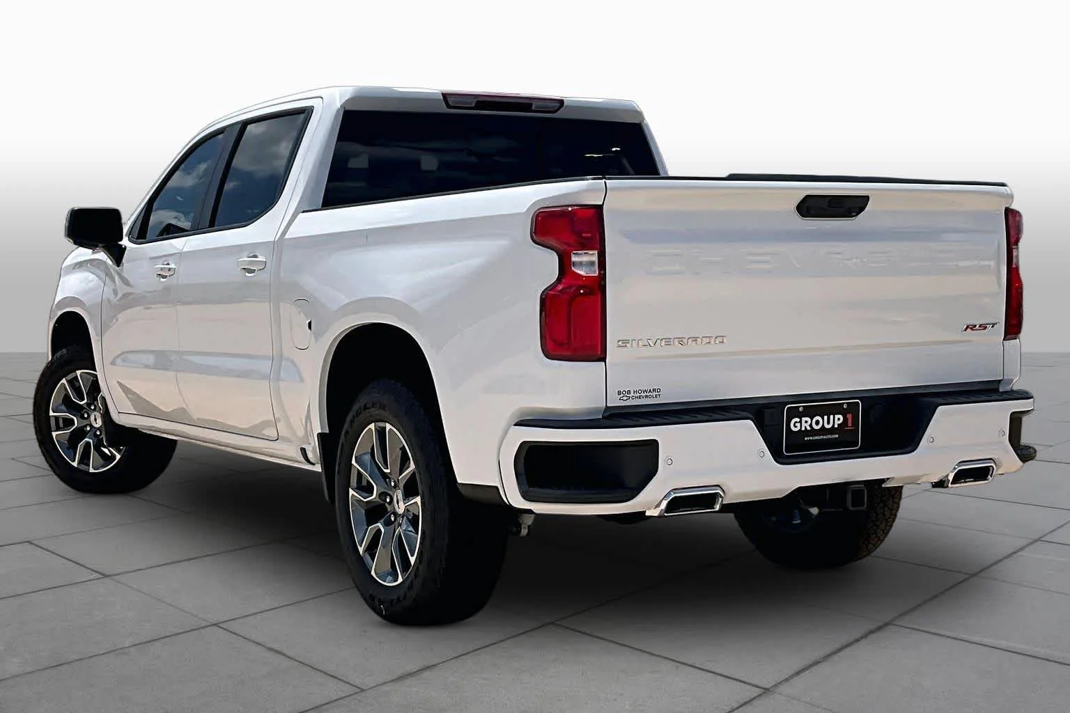 New 2026 Summit White Chevrolet RST image 12