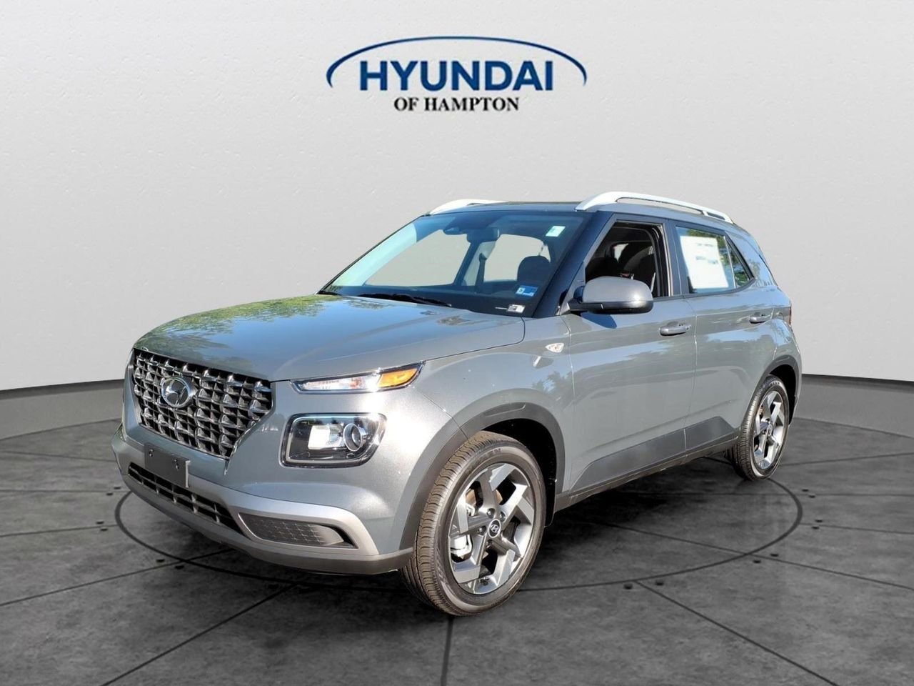2026 Hyundai Venue SEL w/ 2-Tone Roof IVT's photo