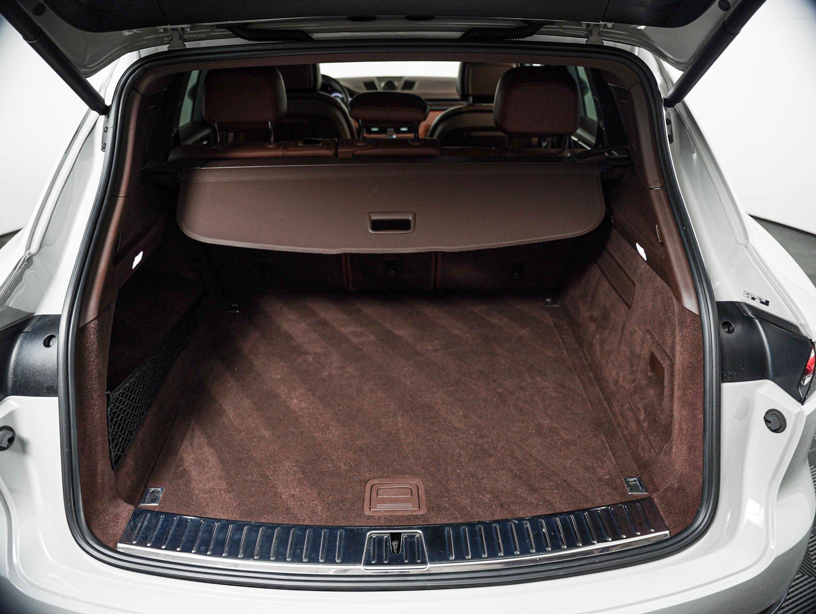 Certified Used 2023 CHALK Porsche  image 28