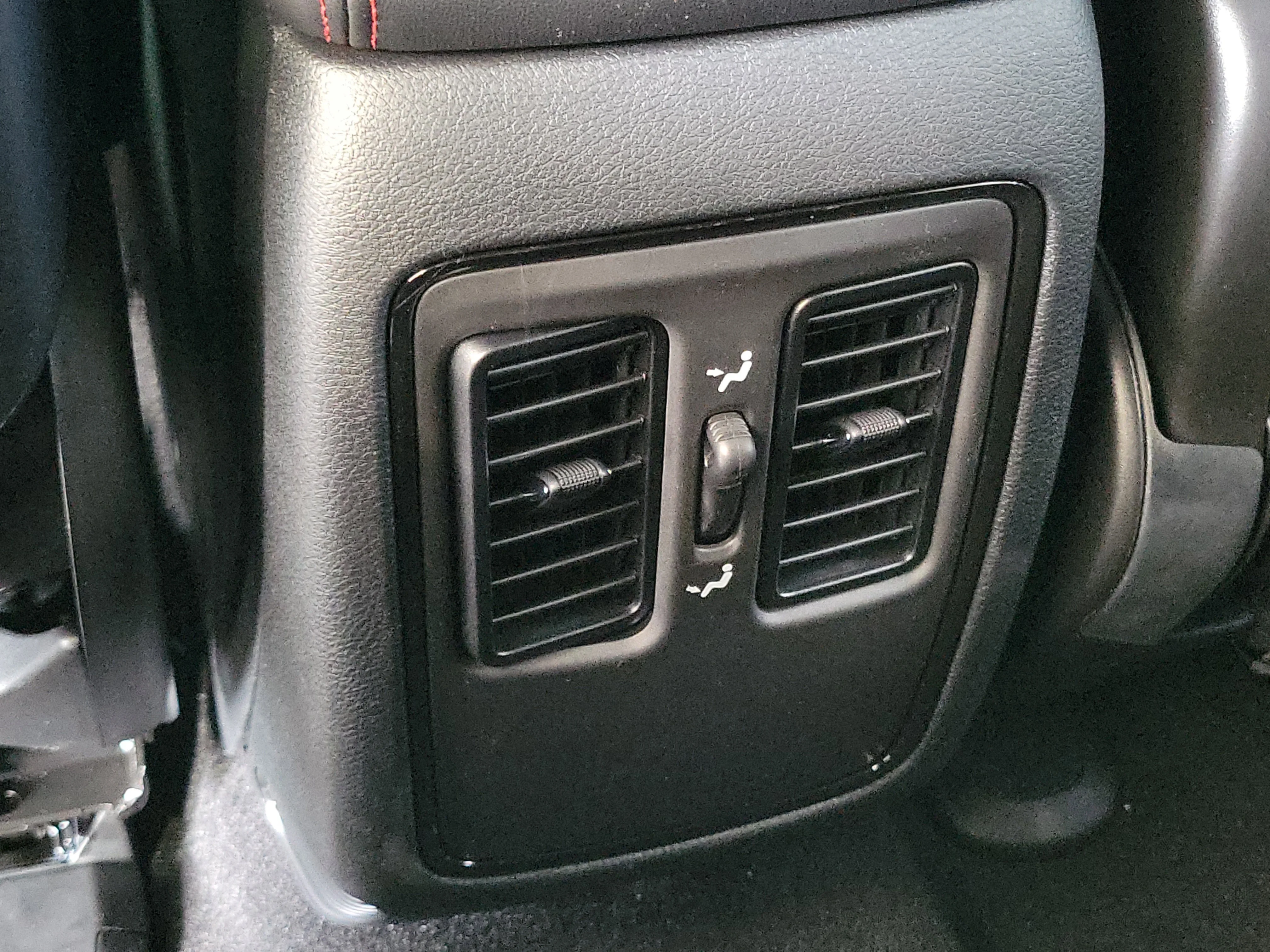 New 2026 Diamond Black Clear-Coat Exterior Paint Dodge GT image 11