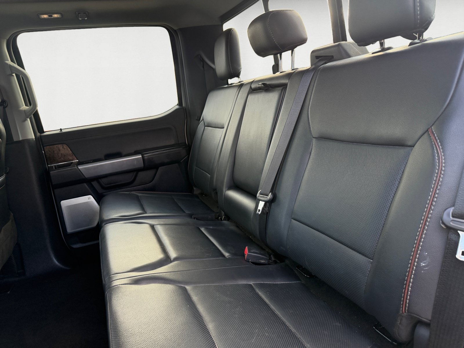 Certified Used 2023 Avalanche Gray Ford LARIAT image 13
