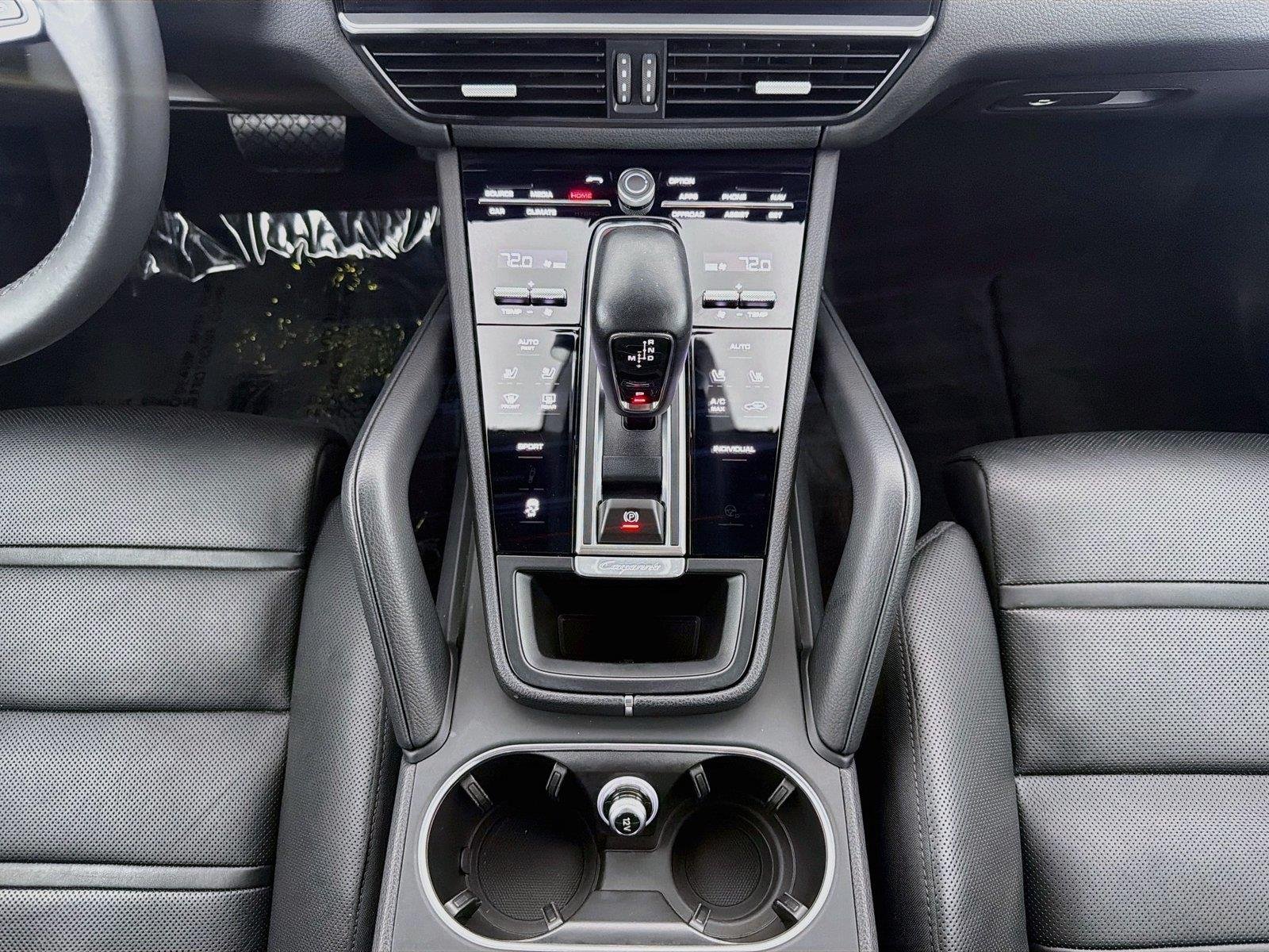 Used 2023 White Porsche Base image 20